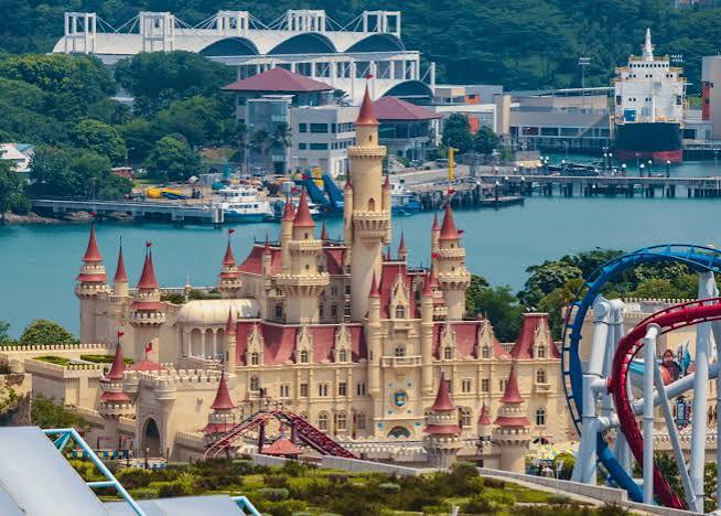 Shared Round Trip Transfer from Johor Bahru to Universal Studios Singapore